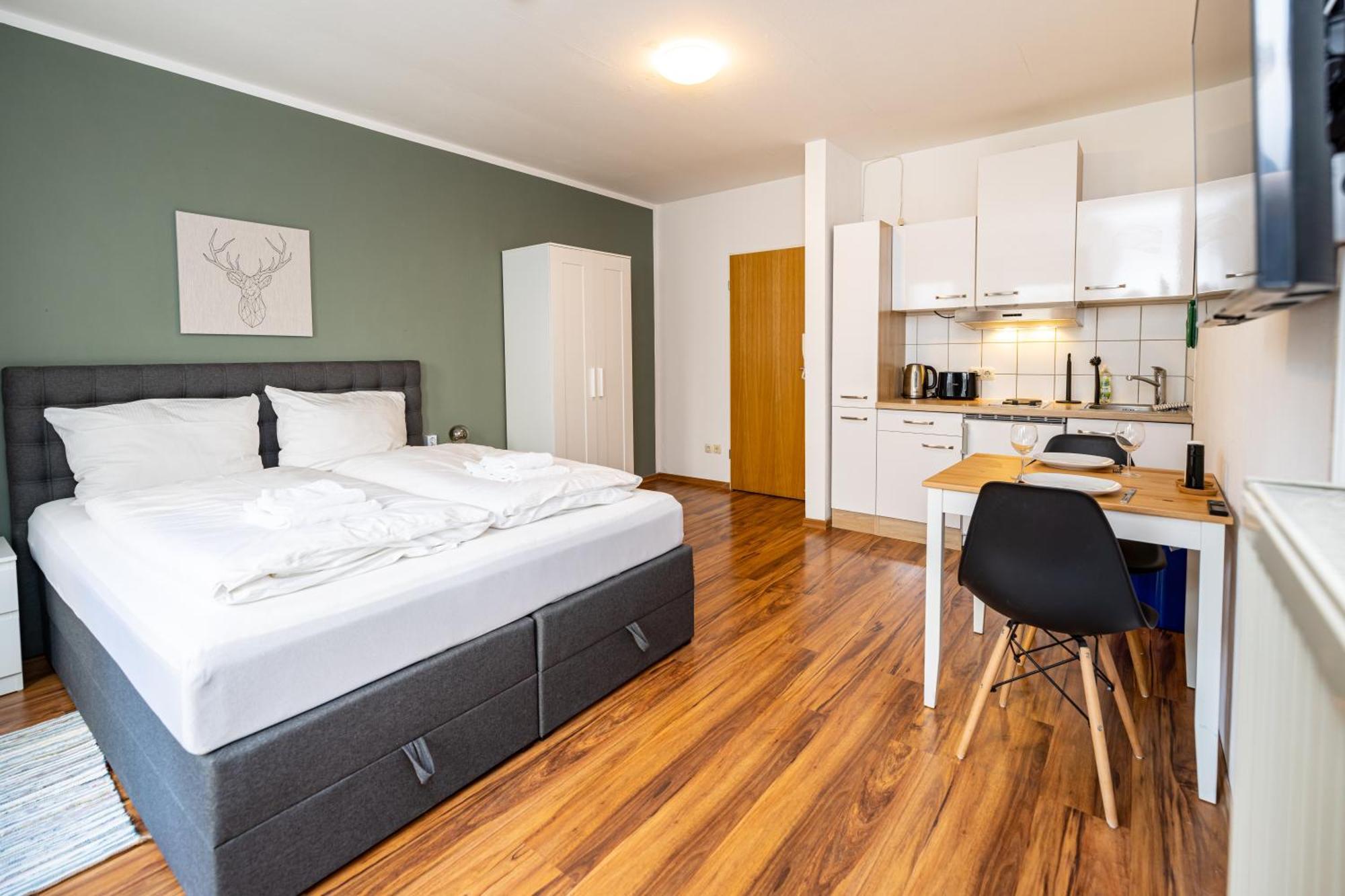 Nette Apartments In Wuerzburg Екстериор снимка